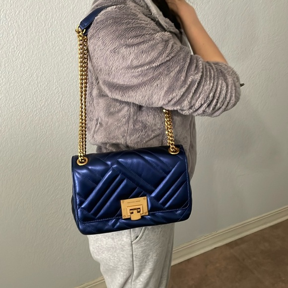 Michael Kors Vivianne Quilted Leather Medium Shoulder Flap Bag in Midnight Blue - Picture 14 of 16